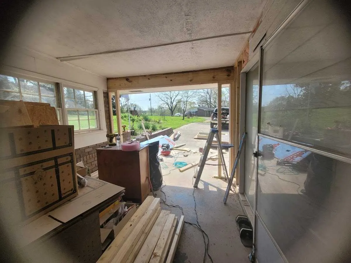 Air movers and dehumidifier for Water Mitigation Services in Holtville